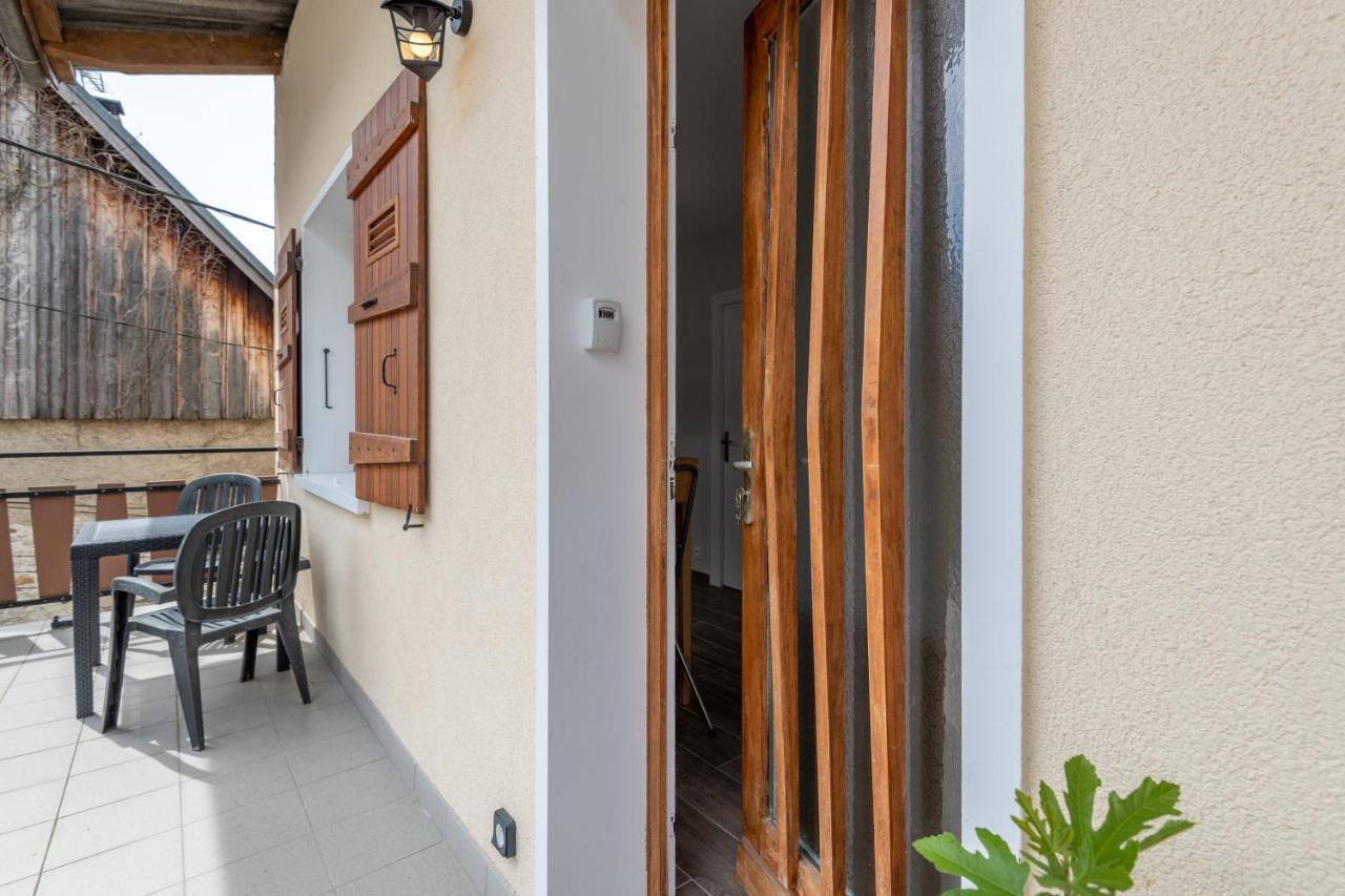 Appartement Lumineux Au Centre Du Village Saint-Felix  Exterior foto